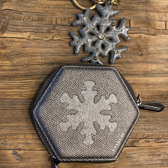 NWT! Coach Snowflake glitter zip coin case and matching hanging accessory - Picture 8 of 9